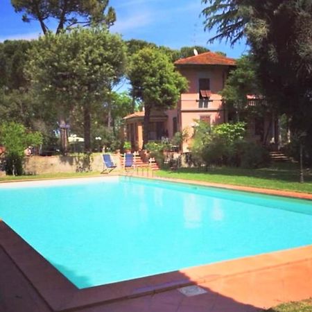 لاسترا أَ سينيا Villa Al Piano المظهر الخارجي الصورة