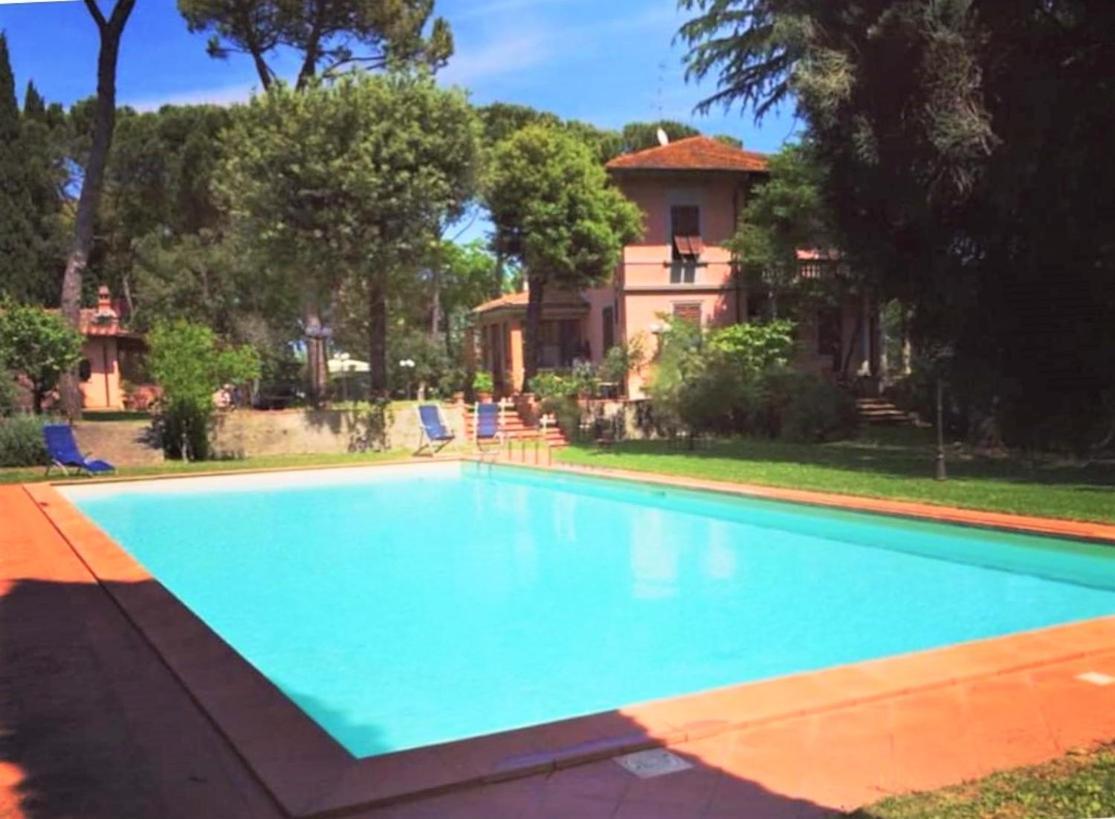 لاسترا أَ سينيا Villa Al Piano المظهر الخارجي الصورة