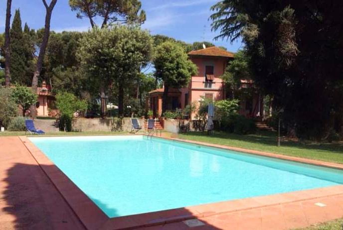 لاسترا أَ سينيا Villa Al Piano المظهر الخارجي الصورة
